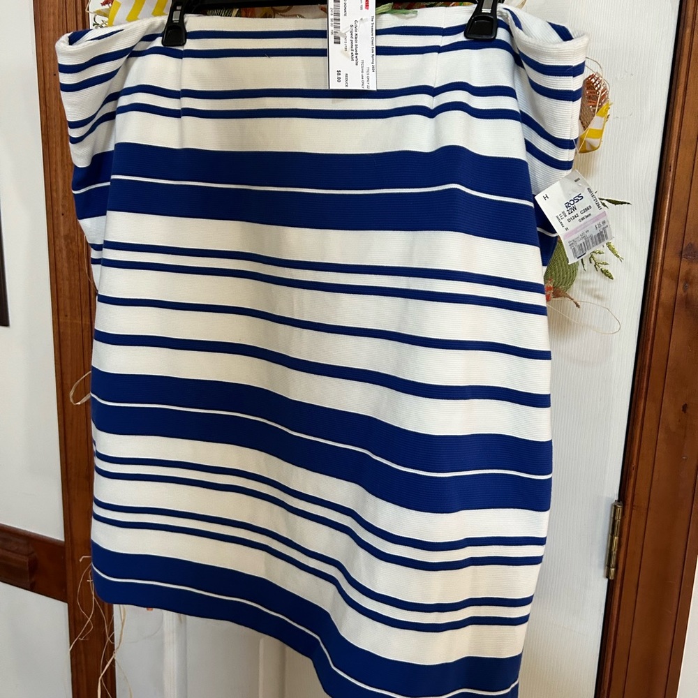 Calvin Klein NWT Plus size 22 blue and white striped skirt